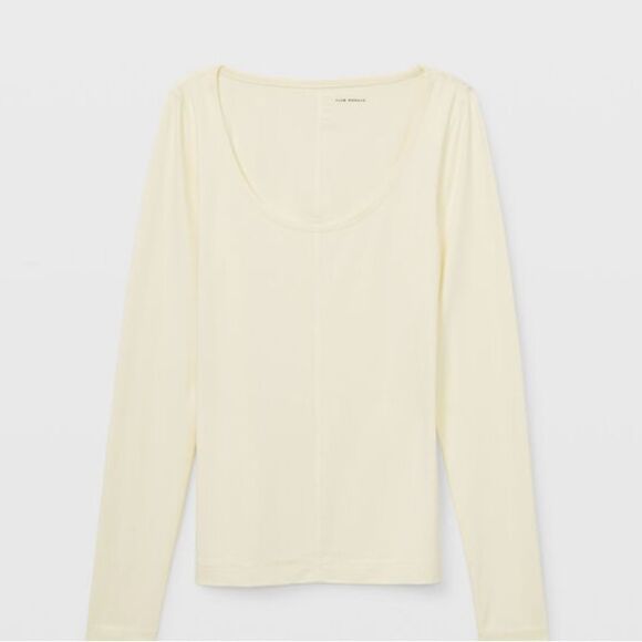 LUXE BALLERINA TOP SLIM FIT TOP WITH A PULLOVER STYLE SCOOP NECK LONG SLEEVES - Picture 4 of 7